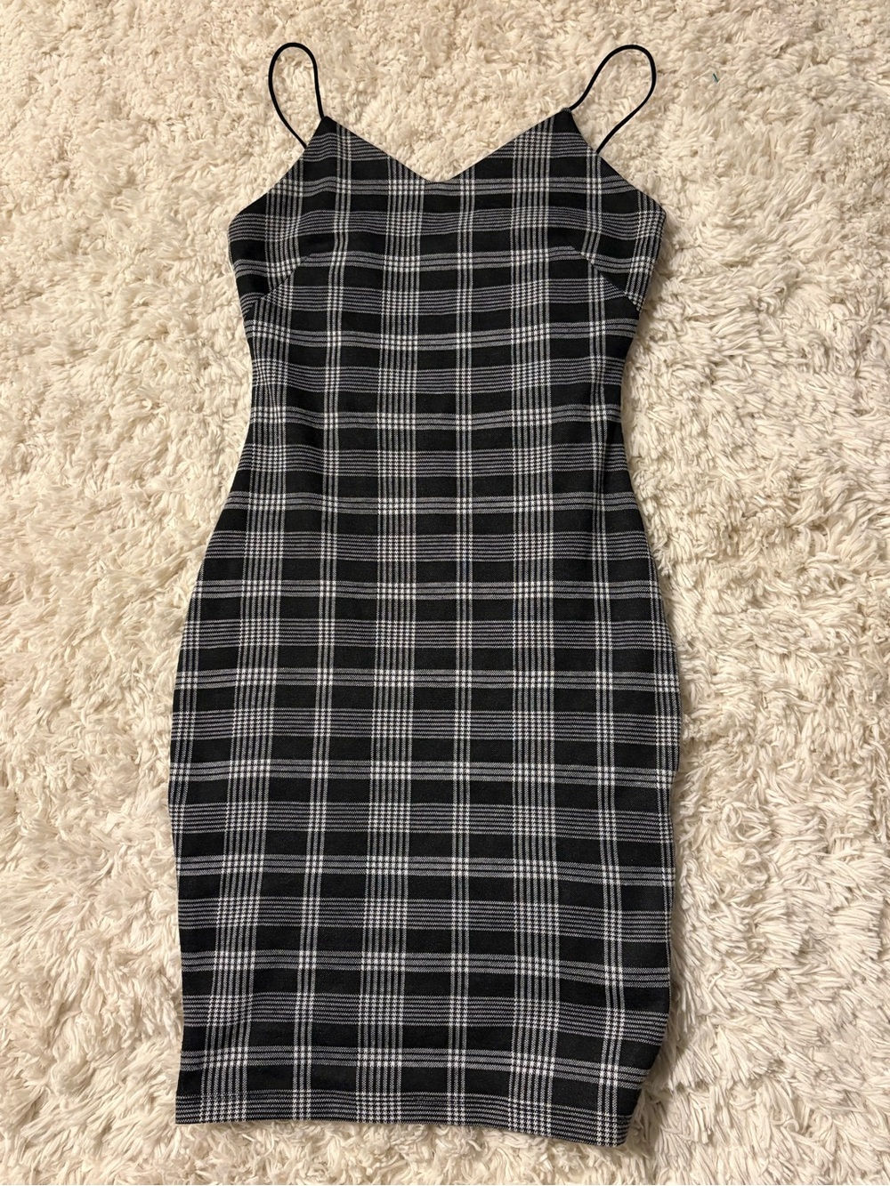Popular 21 Black Plaid Spaghetti-Strap Mini Dress